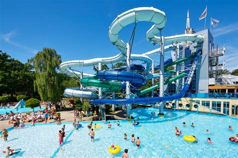 indoor waterpark belgië|Indoor waterparken in eigen land: 11 coole hotspots! 